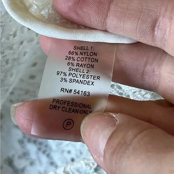 Tommy Hilfiger Ivory Colored Lacey Long Sleeve Button Down Blouse. Fits Like XL - Picture 8 of 9